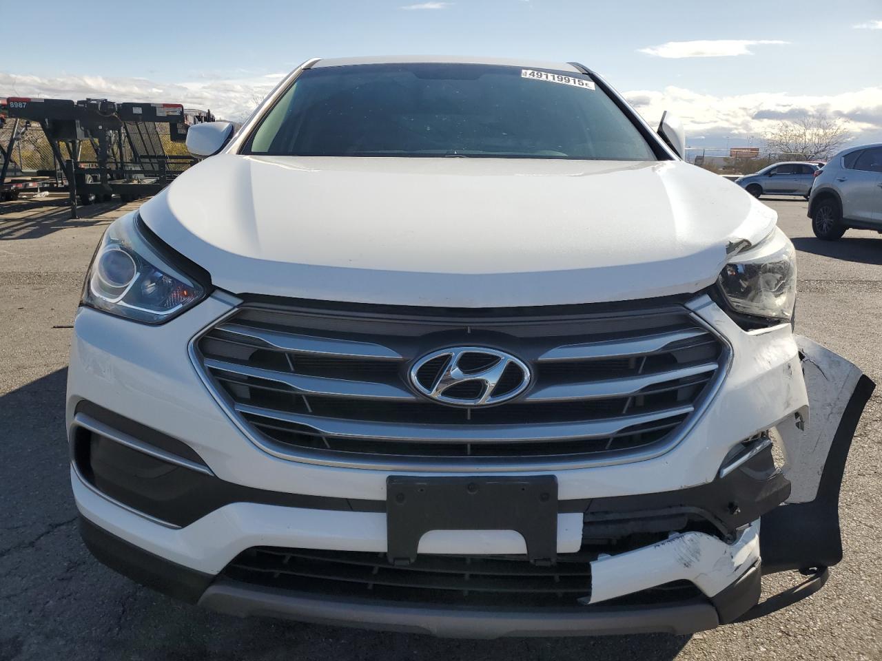 2018 Hyundai Santa Fe - Image 5
