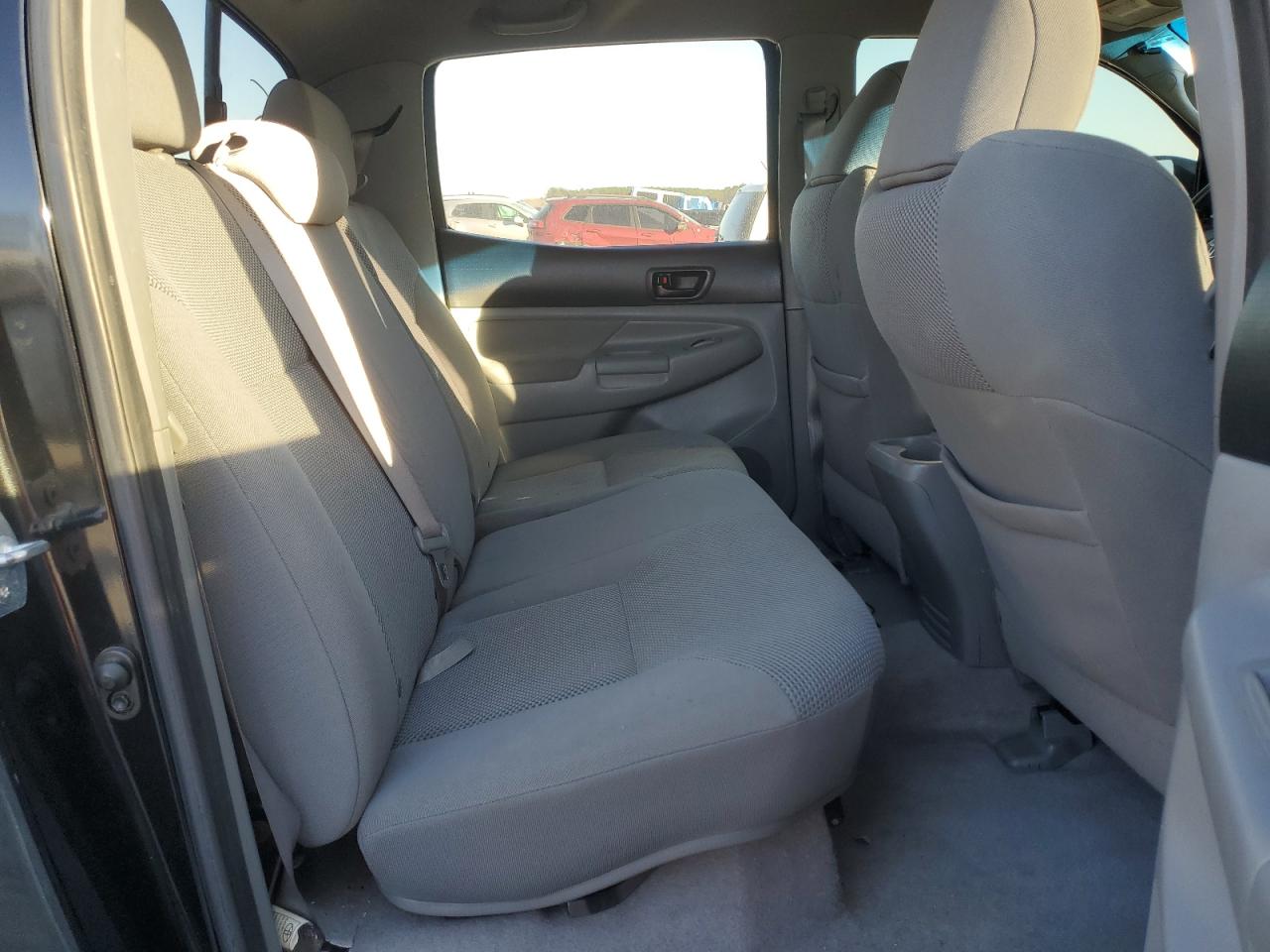 2009 Toyota Tacoma - Image 10