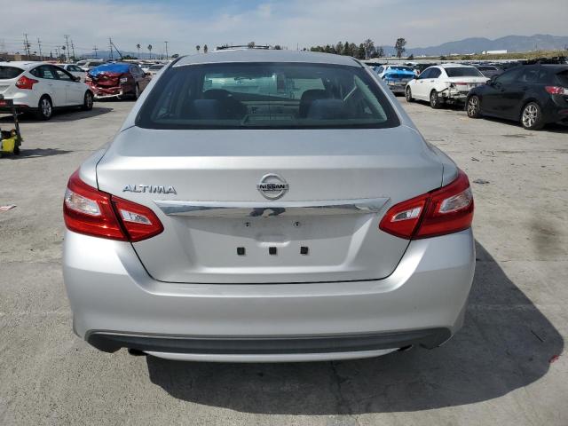  NISSAN ALTIMA 2017 Серебристый