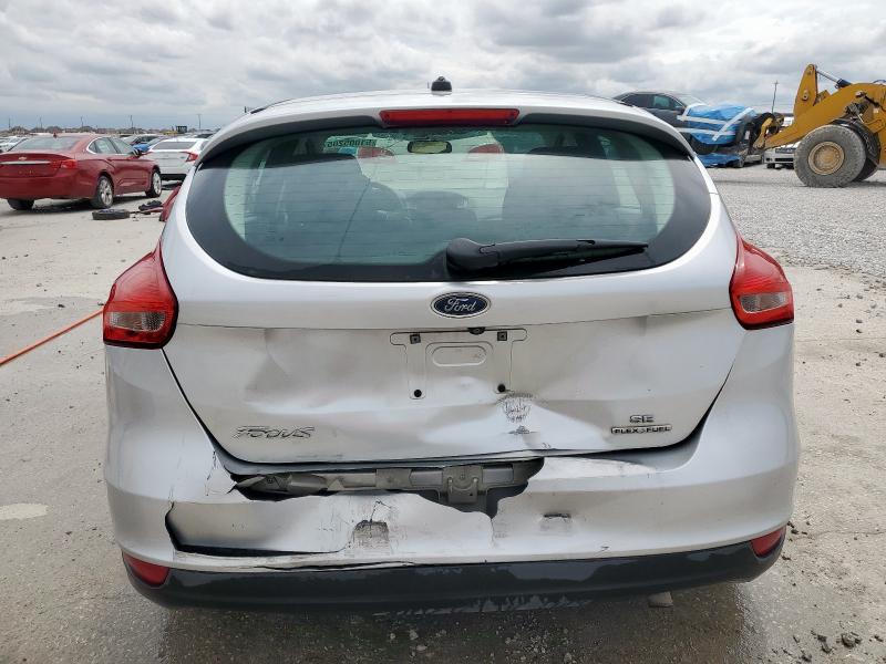  FORD FOCUS 2016 Srebrny