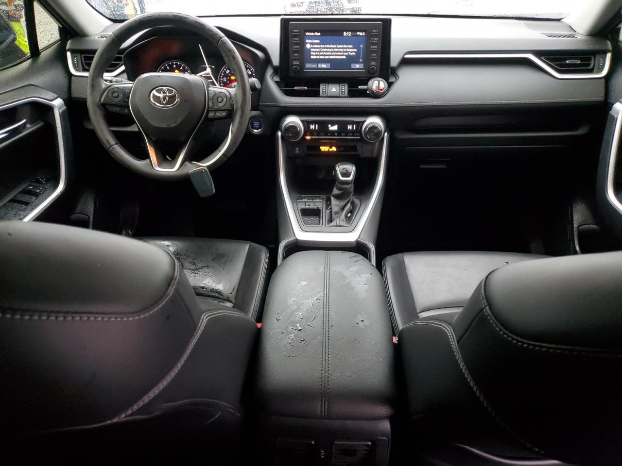 2019 Toyota RAV 4 - Image 8