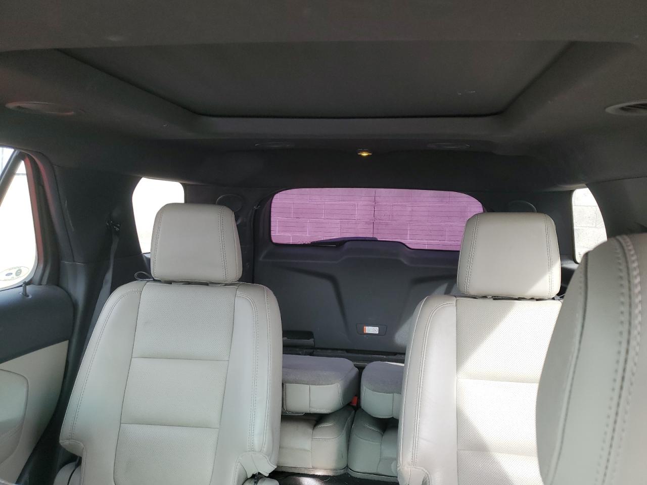 2015 Ford Explorer - Image 10