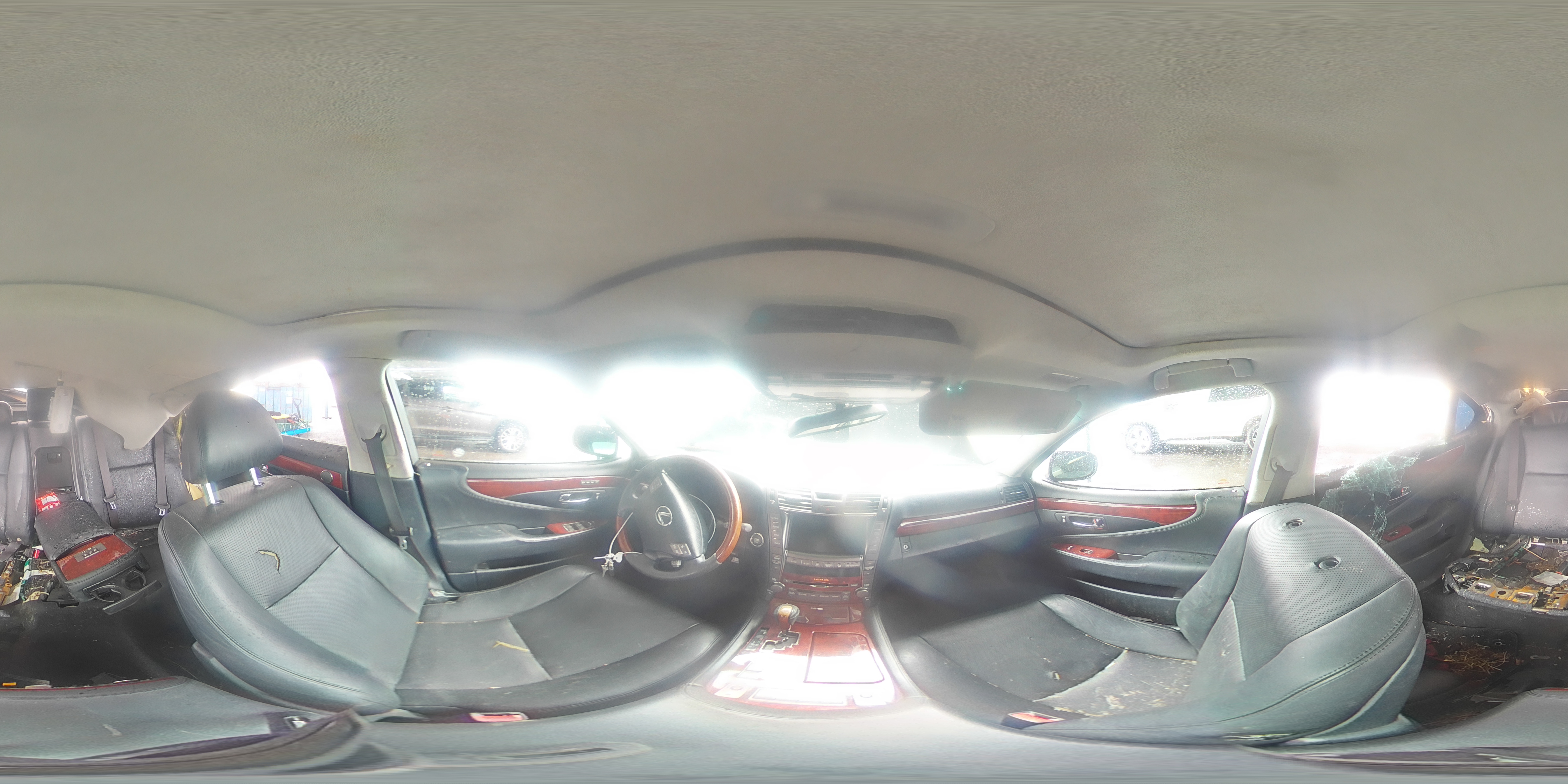 2008 Lexus LS - Image 12