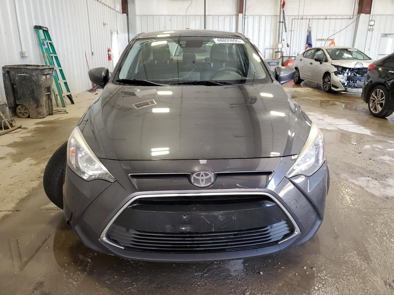 2017 Toyota Yaris - Image 5