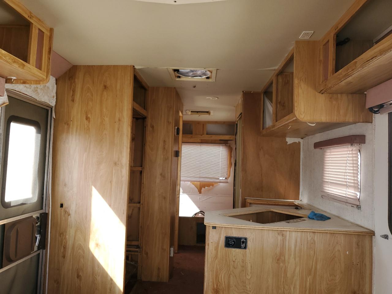 1992 Ford Econoline E350 Cutaway Van VIN: 1FDKE30G6MHA88578 Lot: 46001715