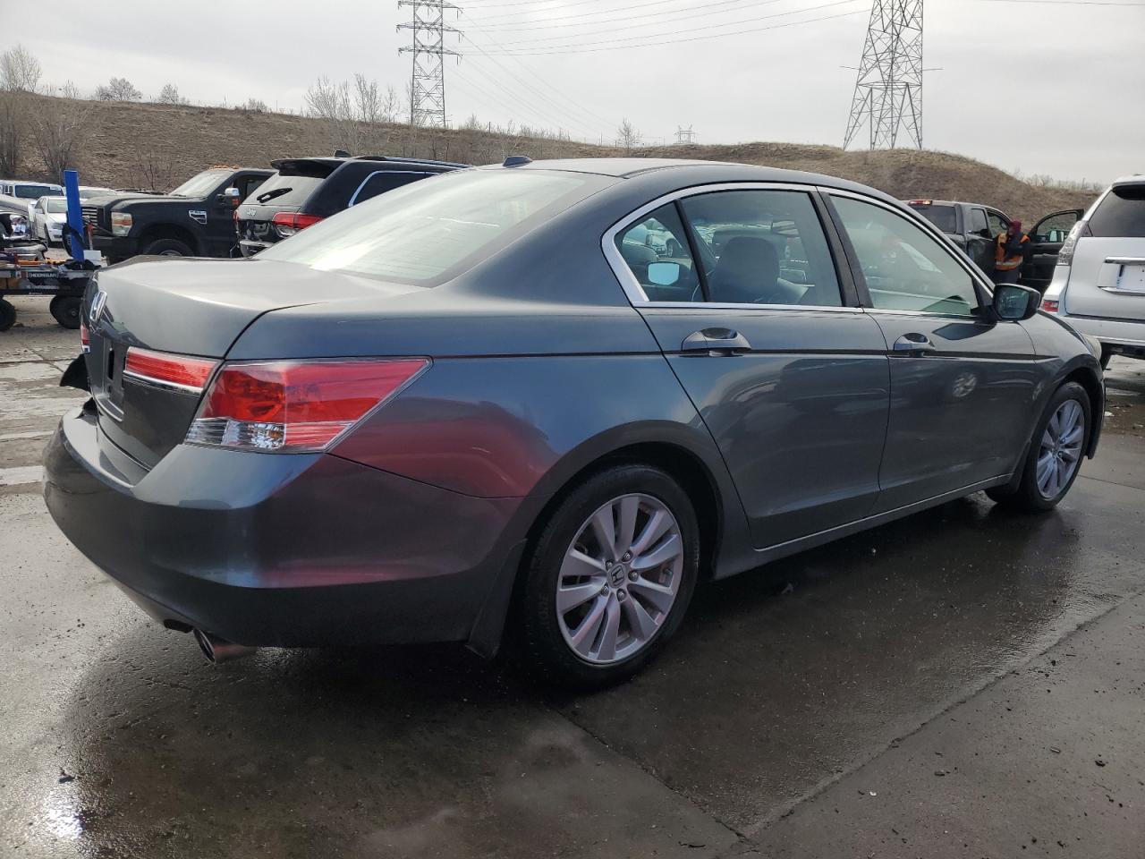 2011 Honda Accord - Image 3