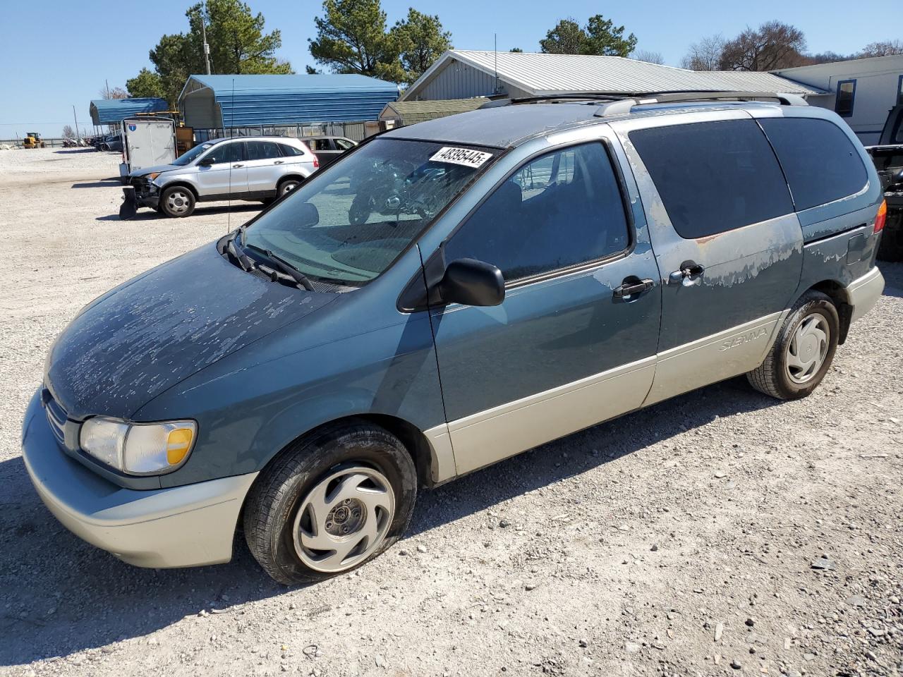 2000 Toyota Sienna - Image 1