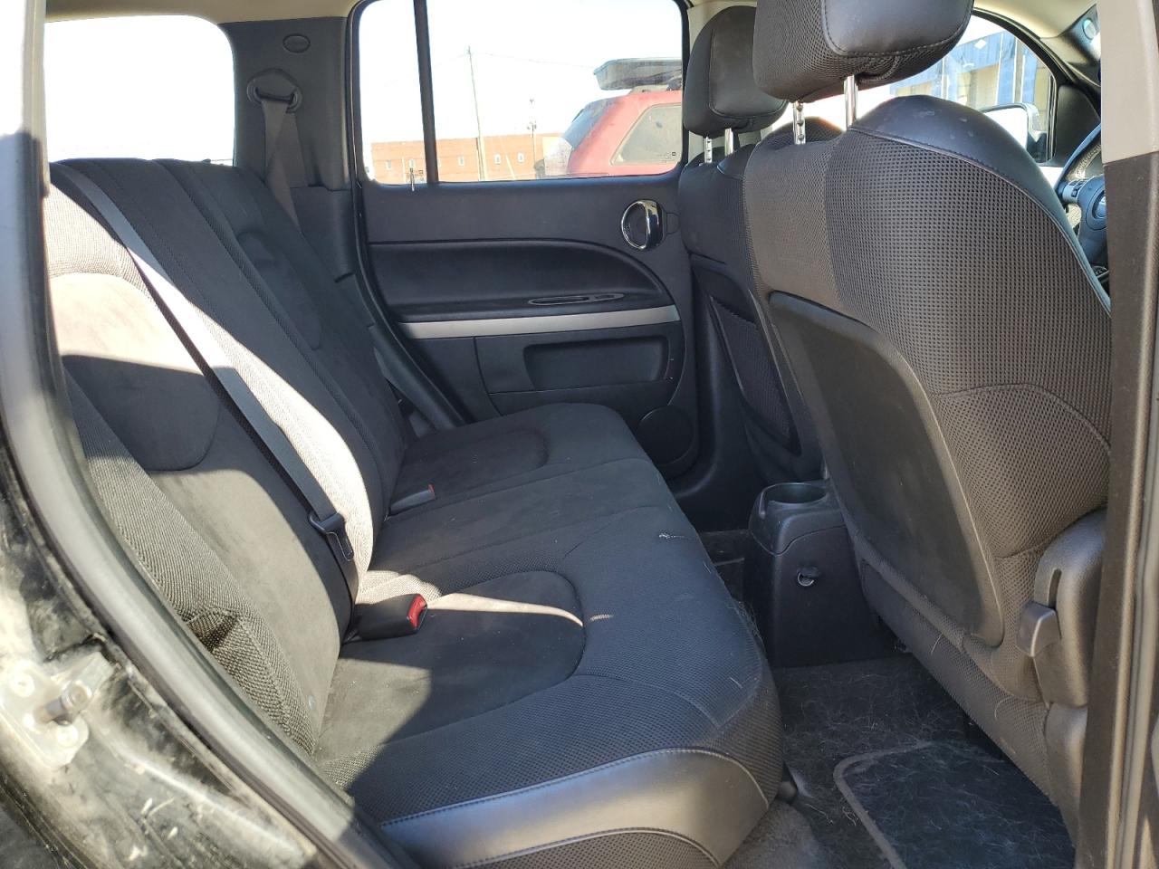 2009 Chevrolet HHR - Image 10