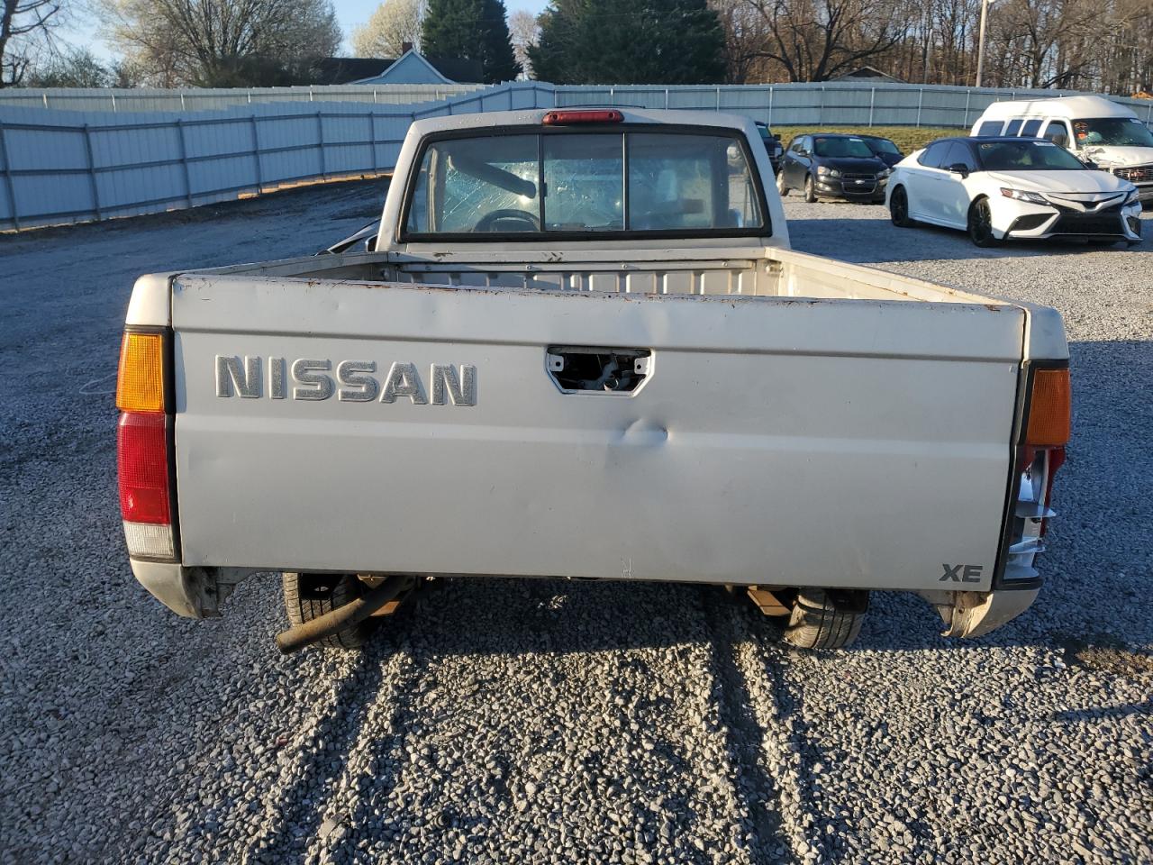 1997 Nissan Navara (Frontier) - Image 6