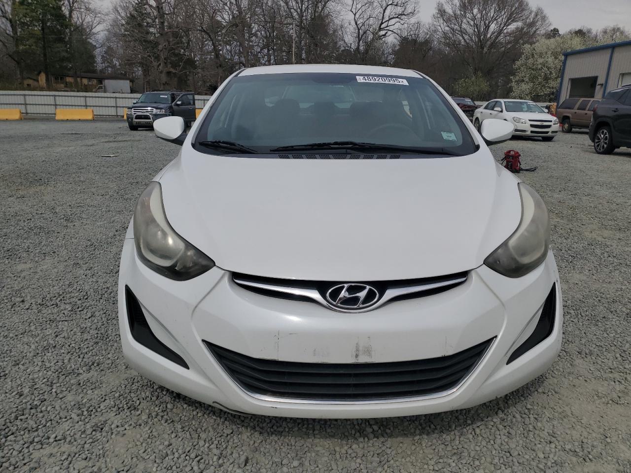 2015 Hyundai Elantra - Image 5