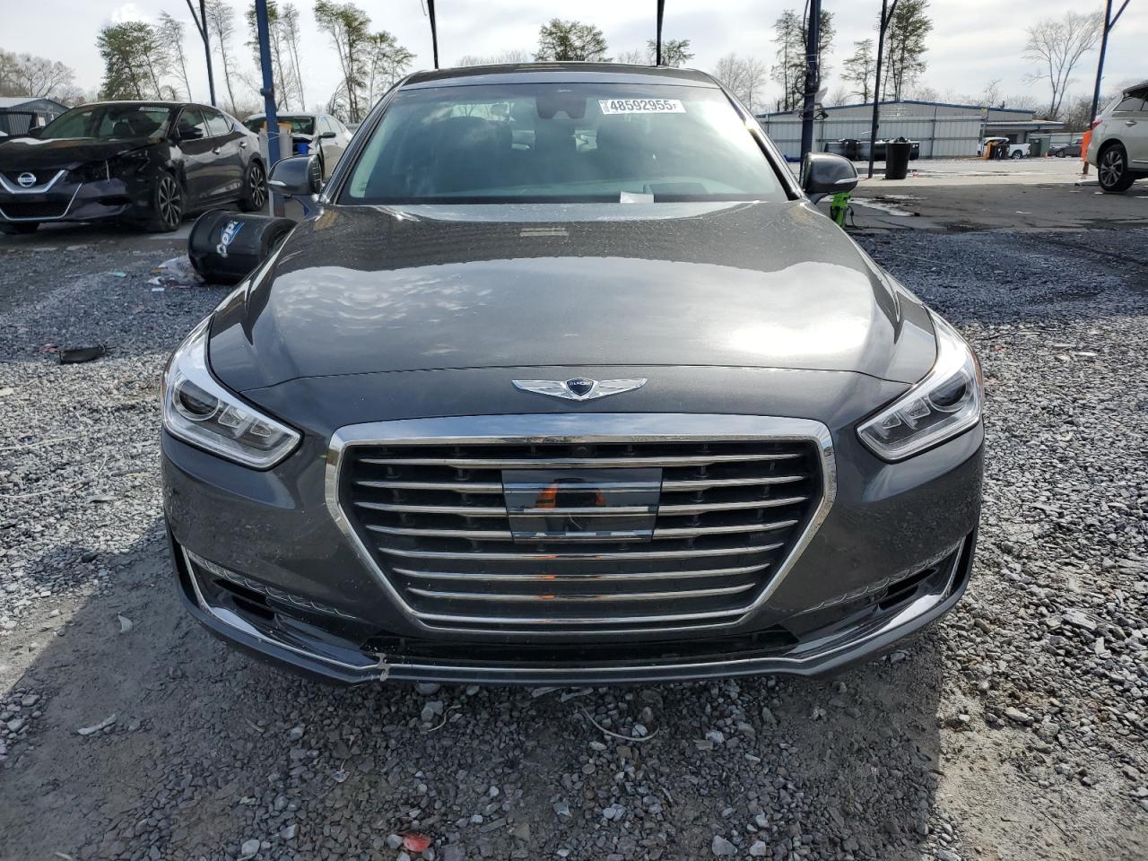 2018 Genesis G90 - Image 5