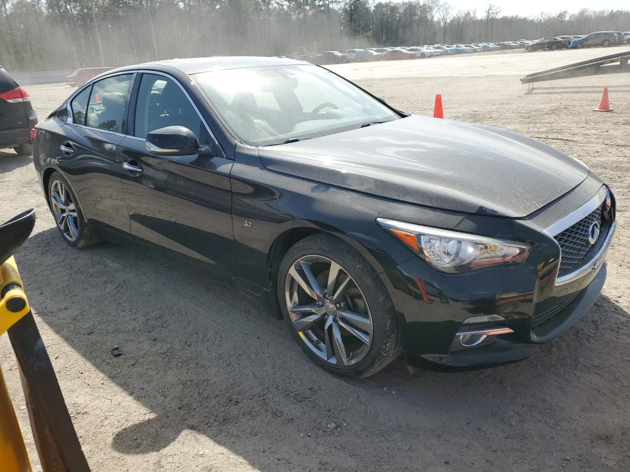 2015 Infiniti Q50 - Image 4