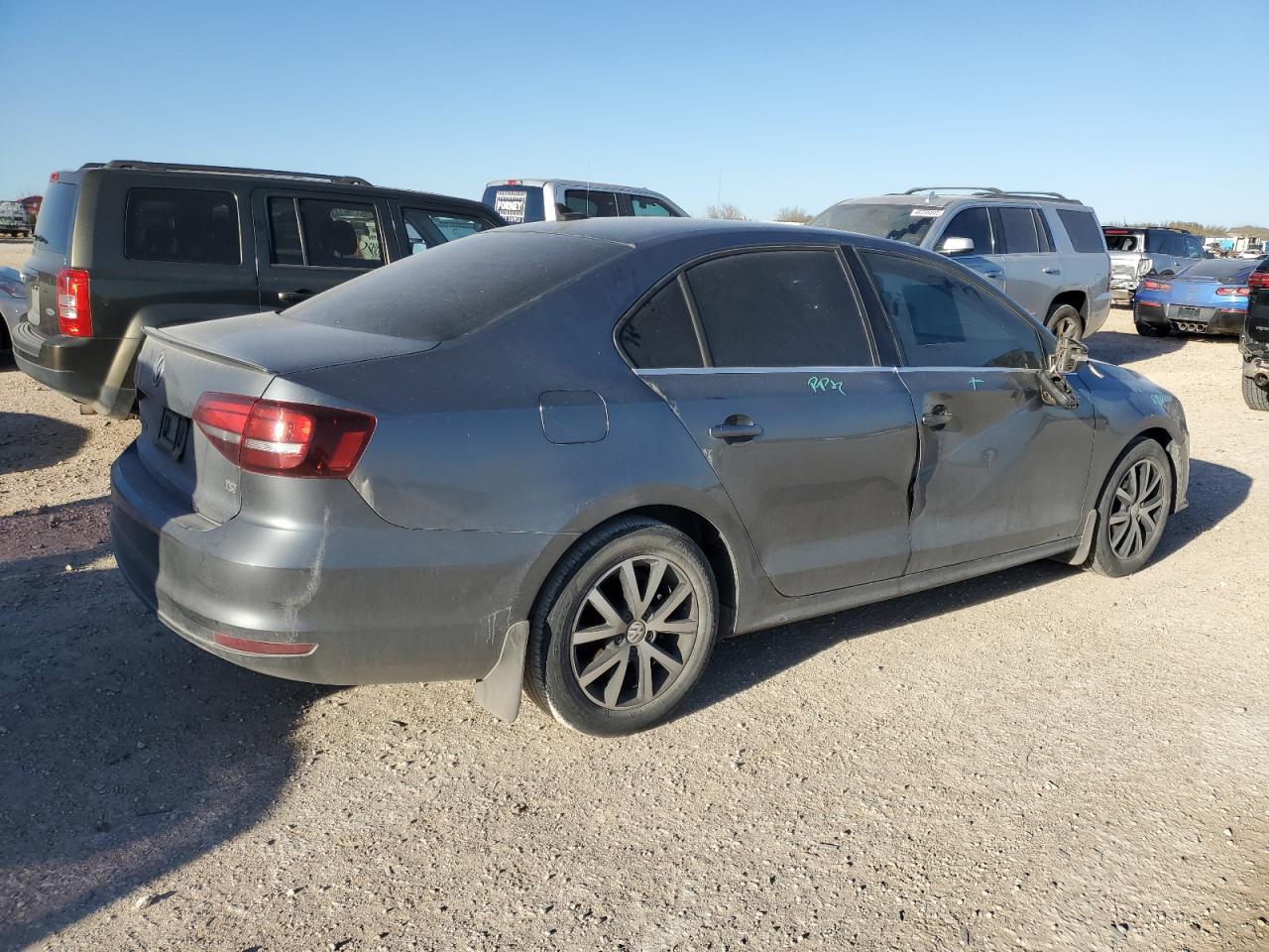 2018 Volkswagen Jetta - Image 3