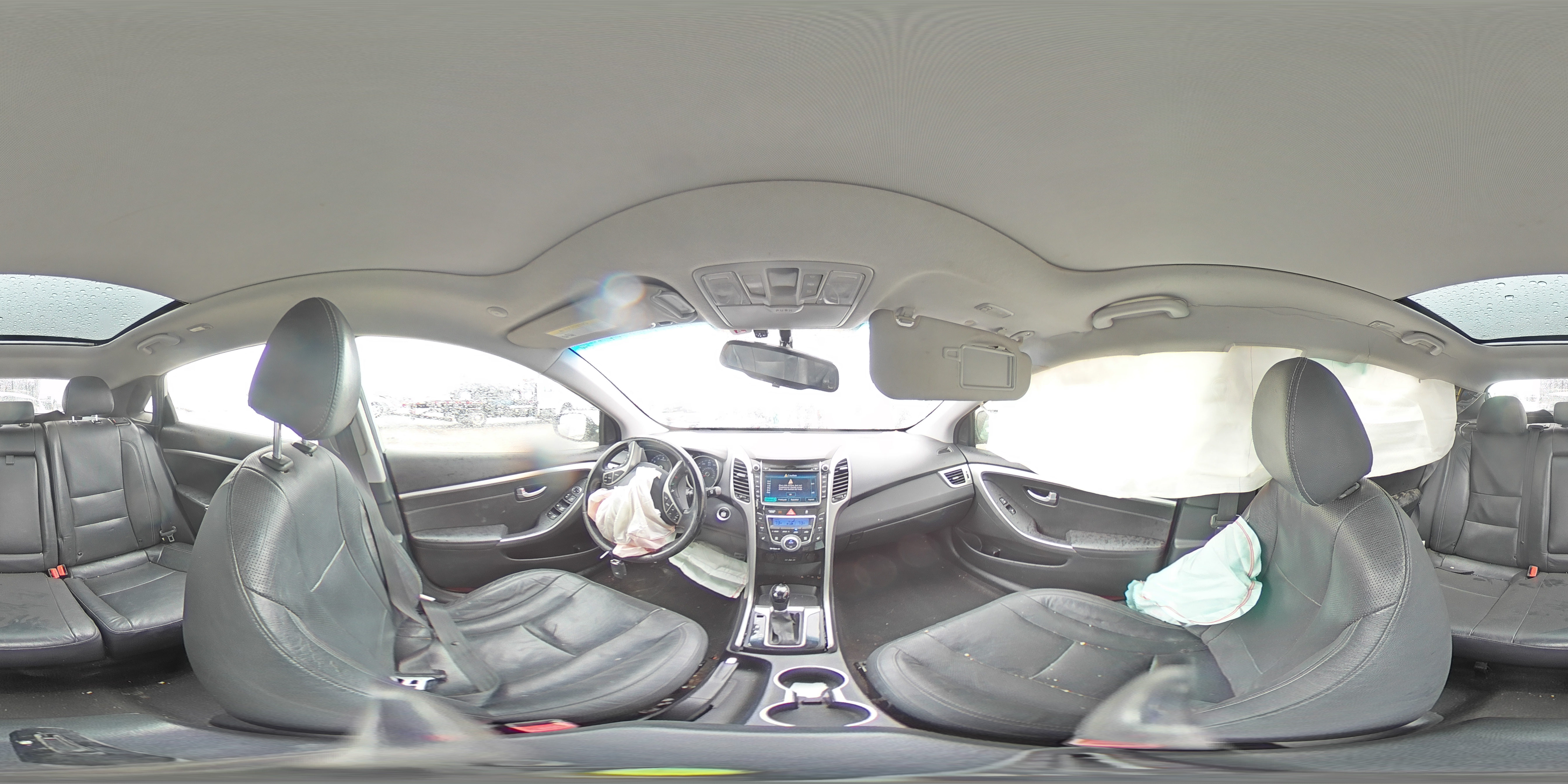 2014 Hyundai Elantra - Image 12