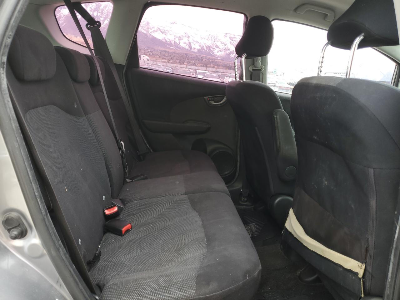 2009 Honda Fit - Image 10