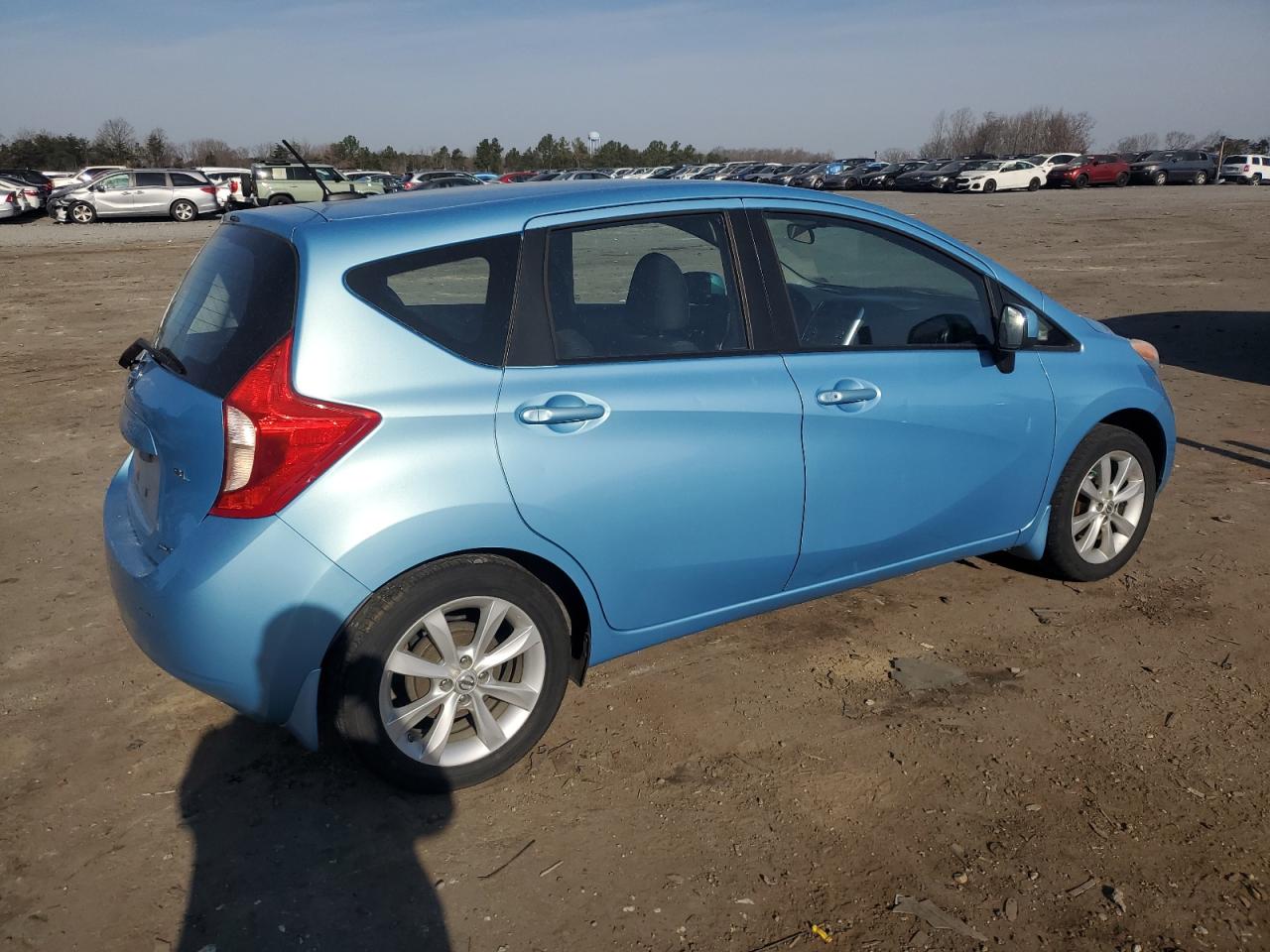 2014 Nissan Versa - Image 3