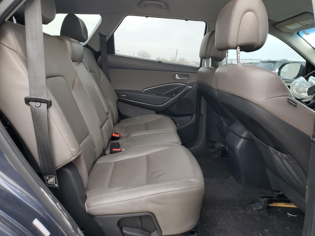 2018 Hyundai Santa Fe - Image 11