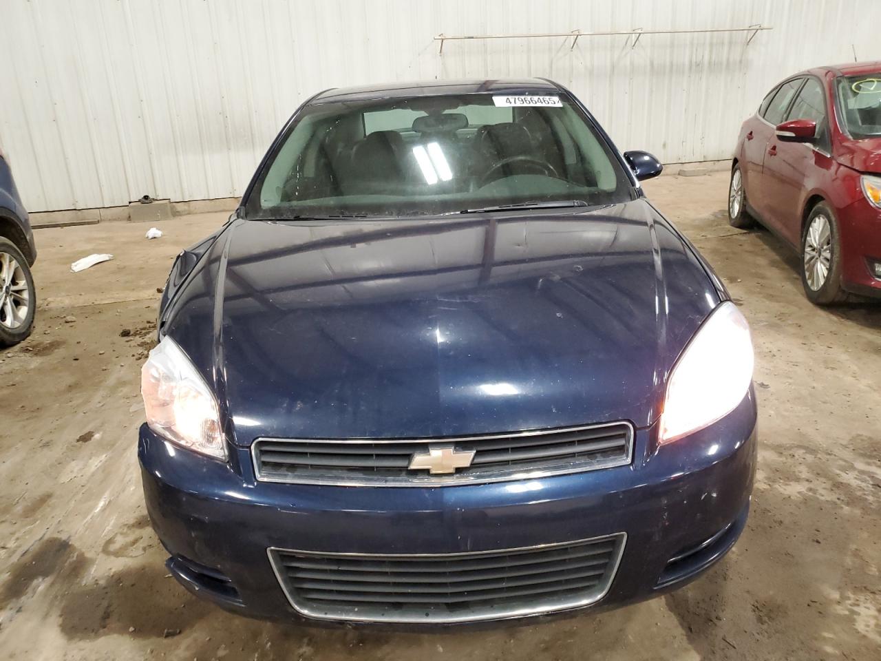 2009 Chevrolet Impala - Image 5