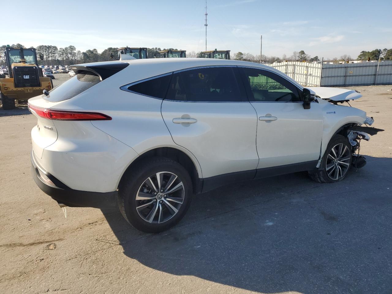 2021 Toyota Venza - Image 3