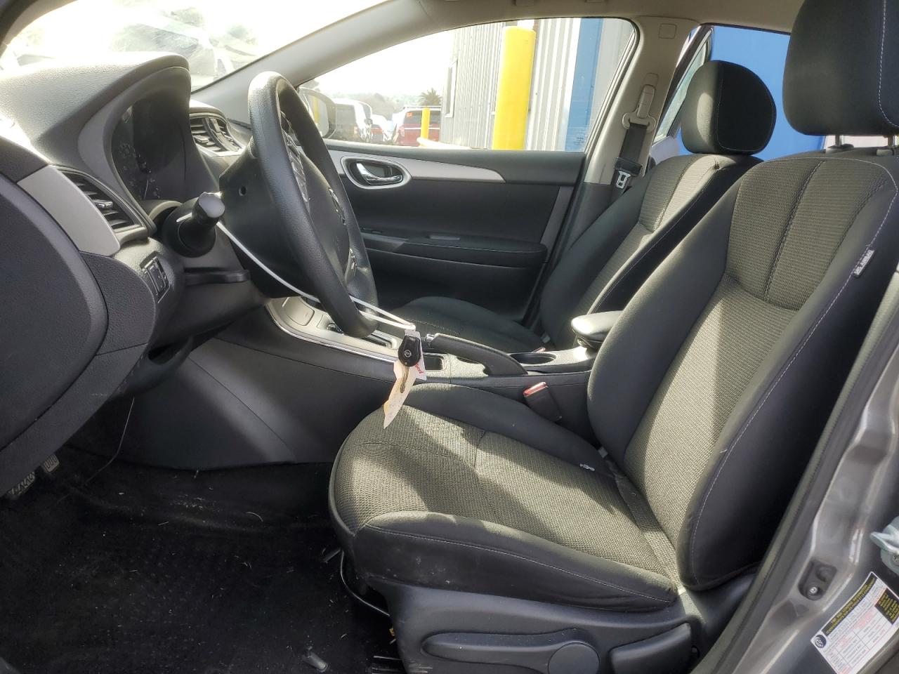 2015 Nissan Sentra - Image 7