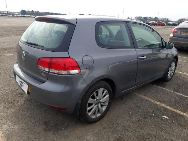 2011 VOLKSWAGEN GOLF MATCH