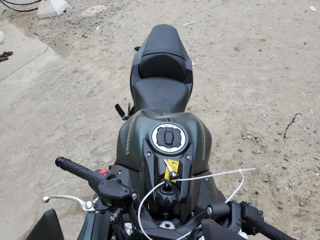 2025 KAWASAKI EX650 P
