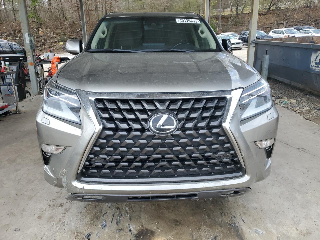 2022 Lexus GX - Image 5