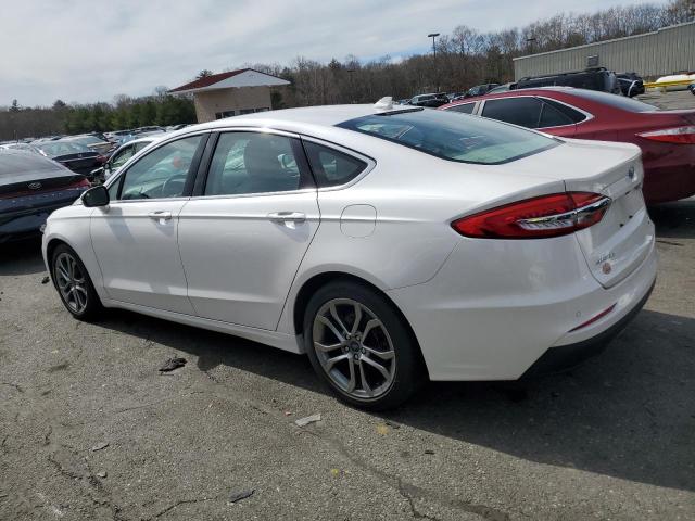  FORD FUSION 2019 Белы