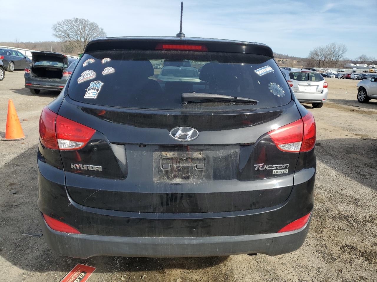 2011 Hyundai Tucson - Image 6