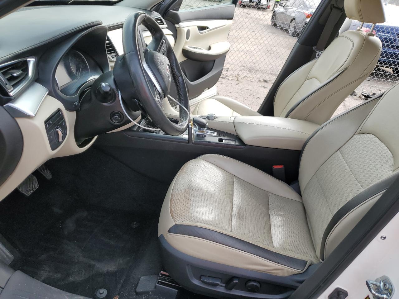 2019 Infiniti QX50 - Image 7