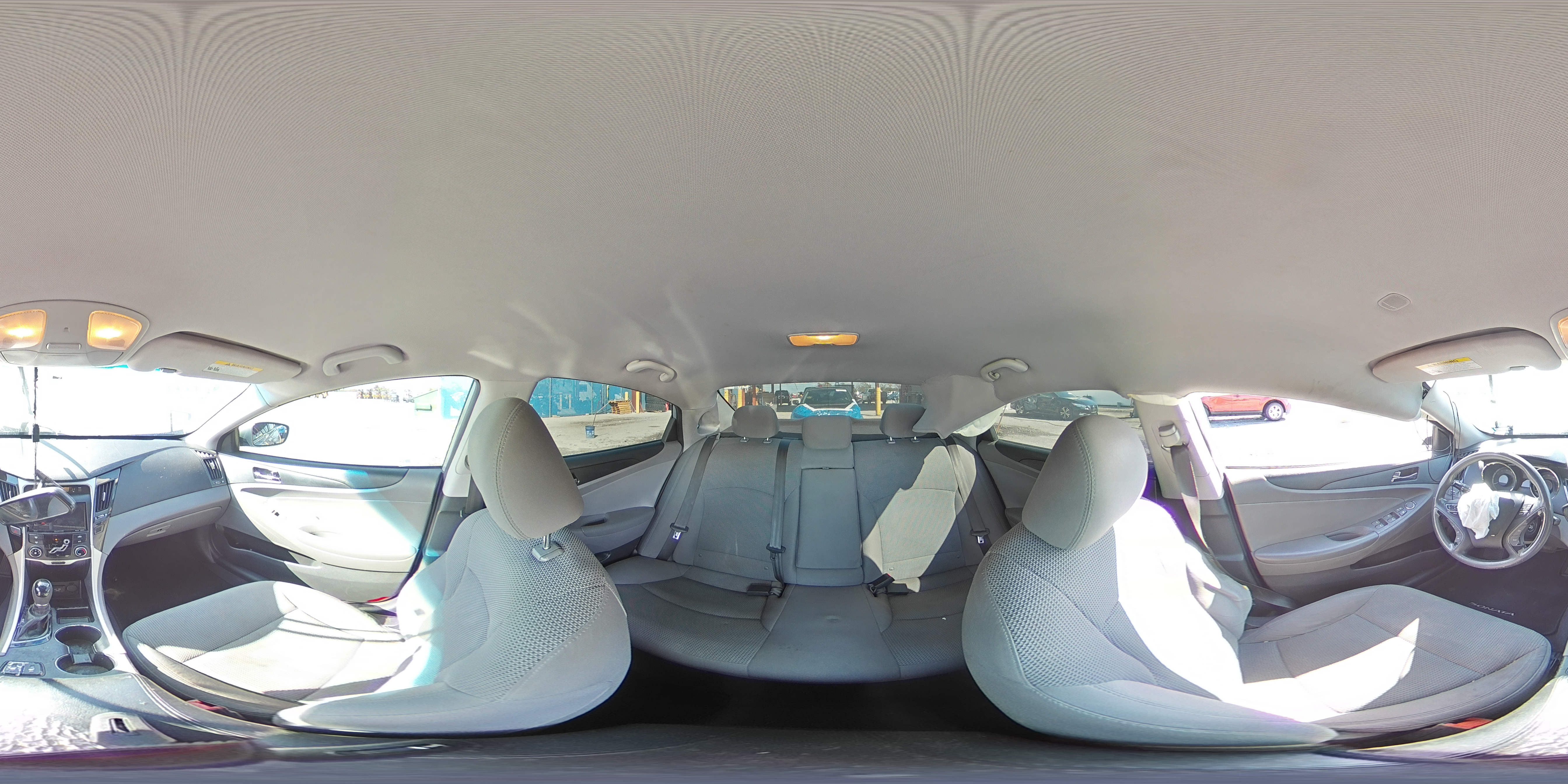 2013 Hyundai Sonata - Image 14