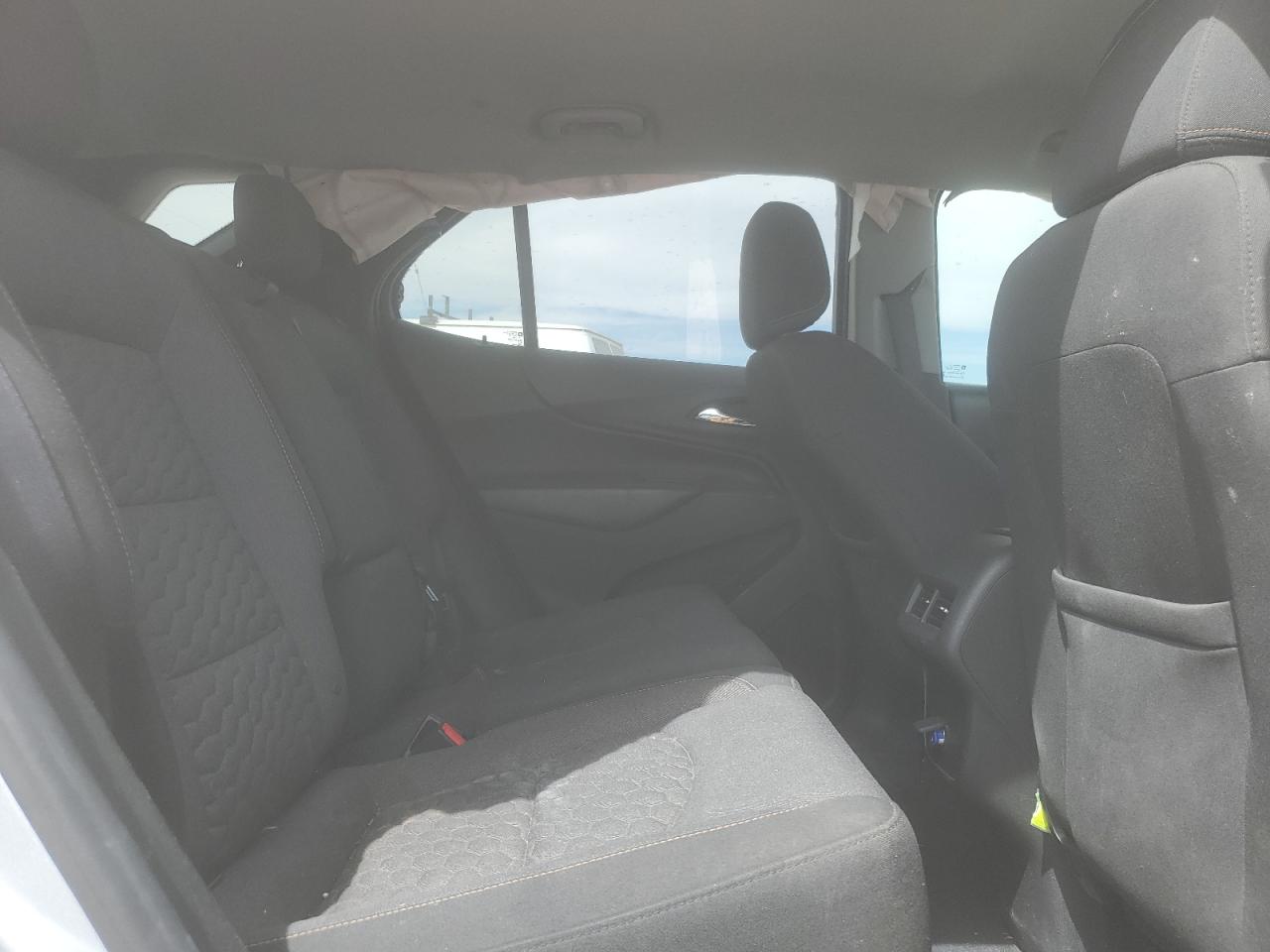 2018 Chevrolet Equinox - Image 11
