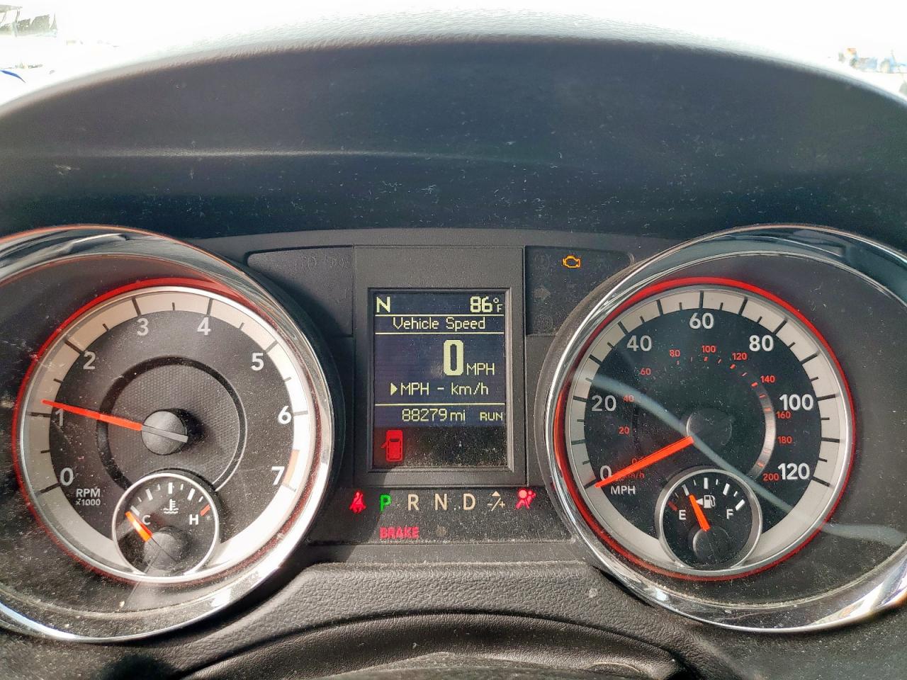 2019 Dodge Caravan - Image 9