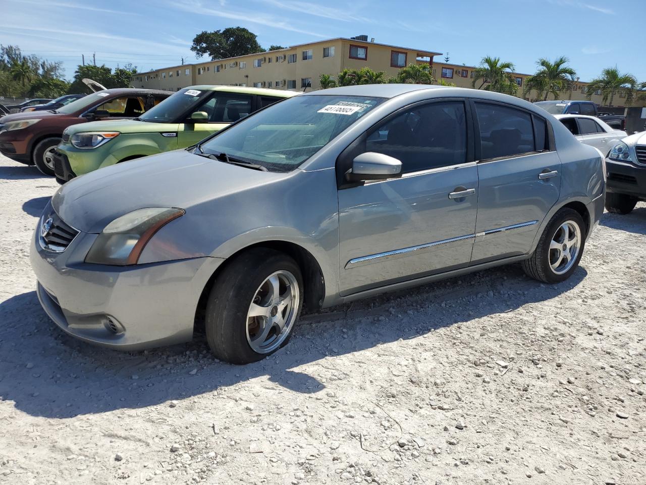 2010 Nissan Sentra - Image 1