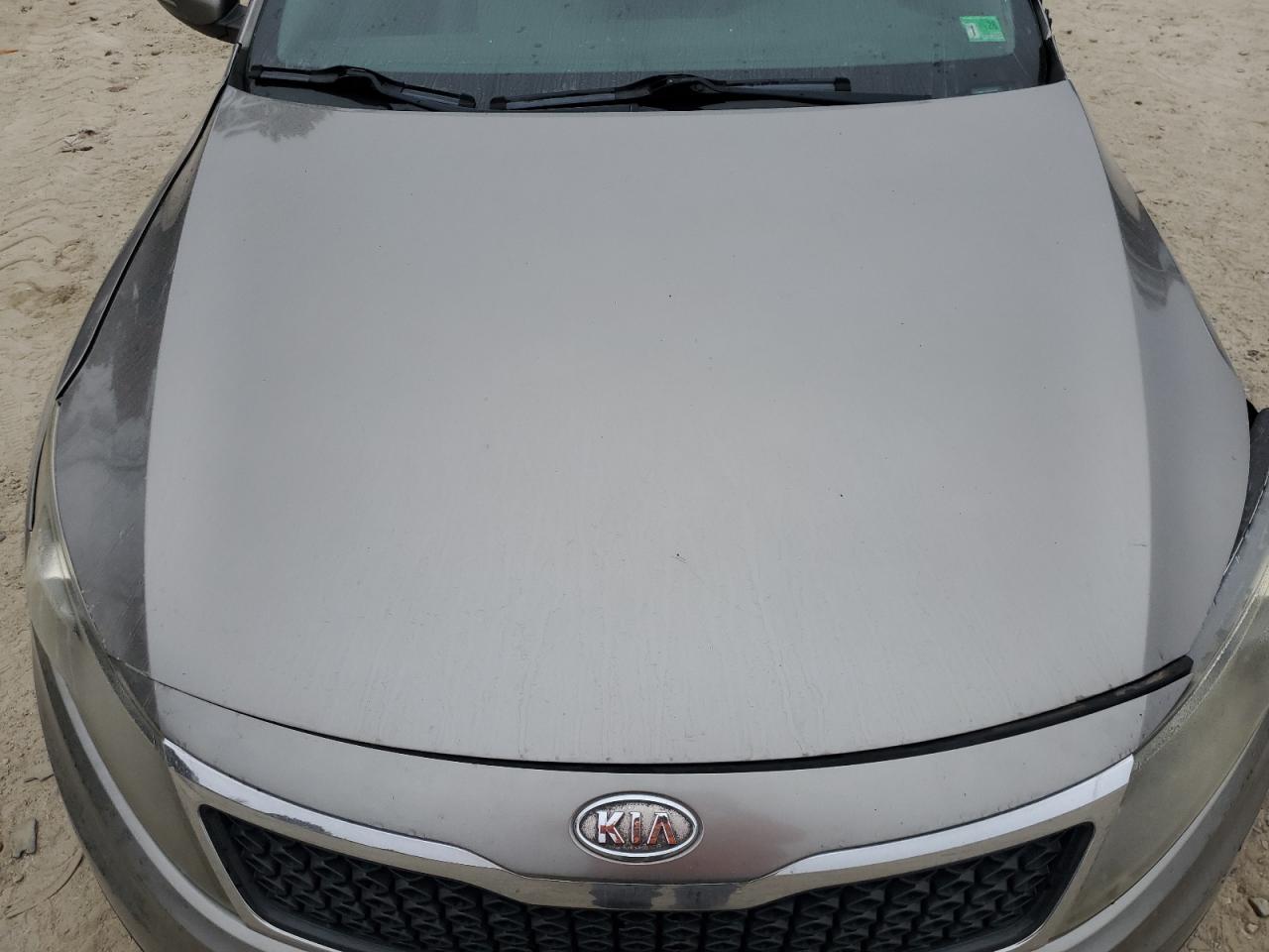 2012 Kia Optima - Image 12