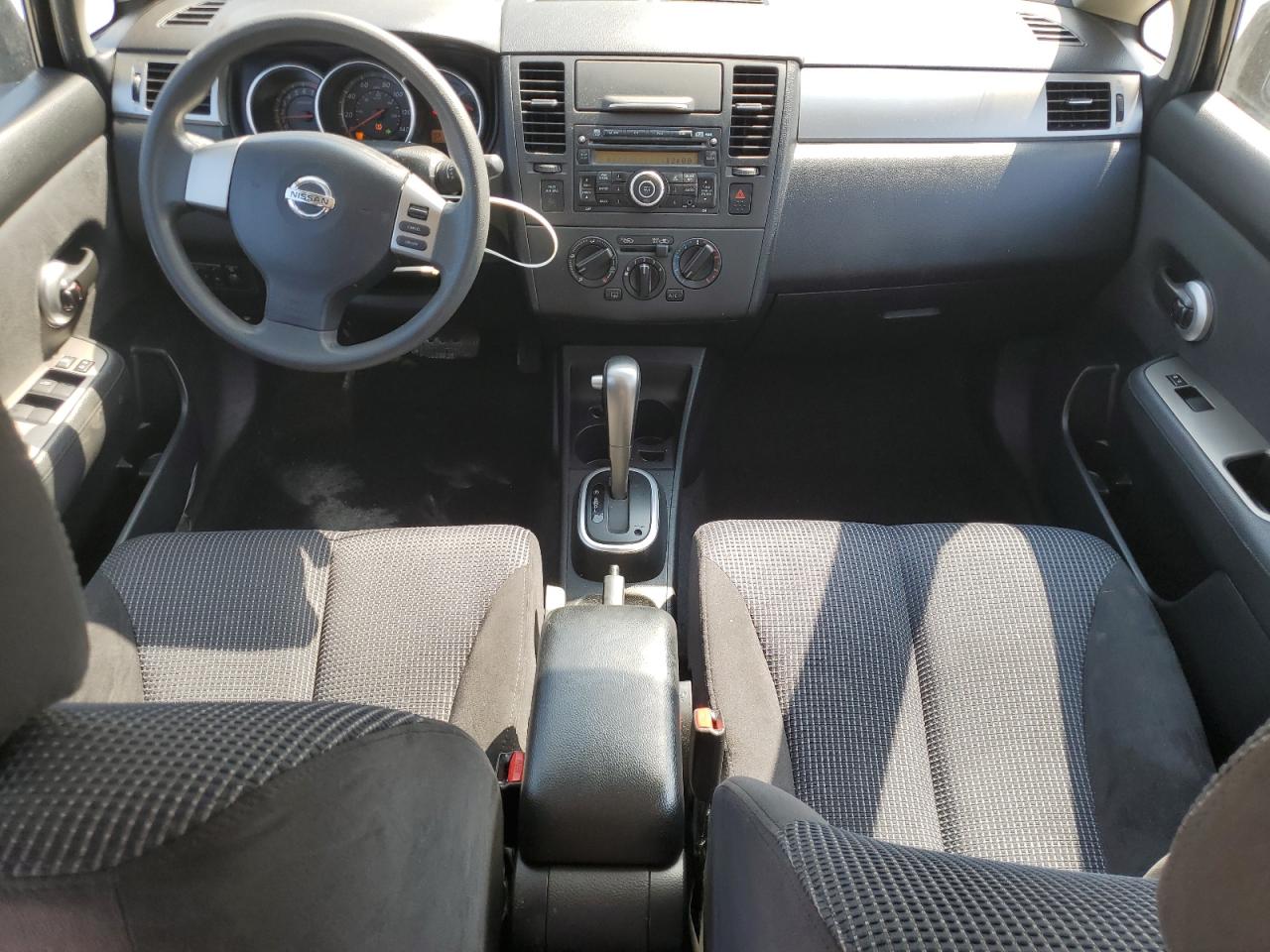 2011 Nissan Versa - Image 8