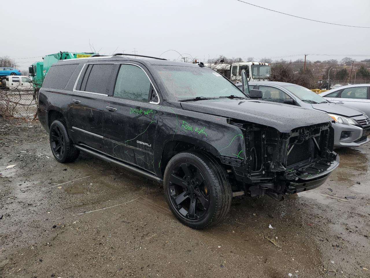 2015 GMC Yukon - Image 4