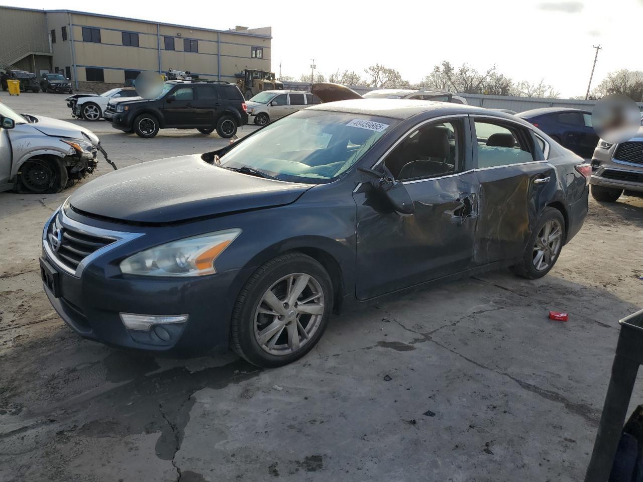 2014 Nissan Altima - Image 1
