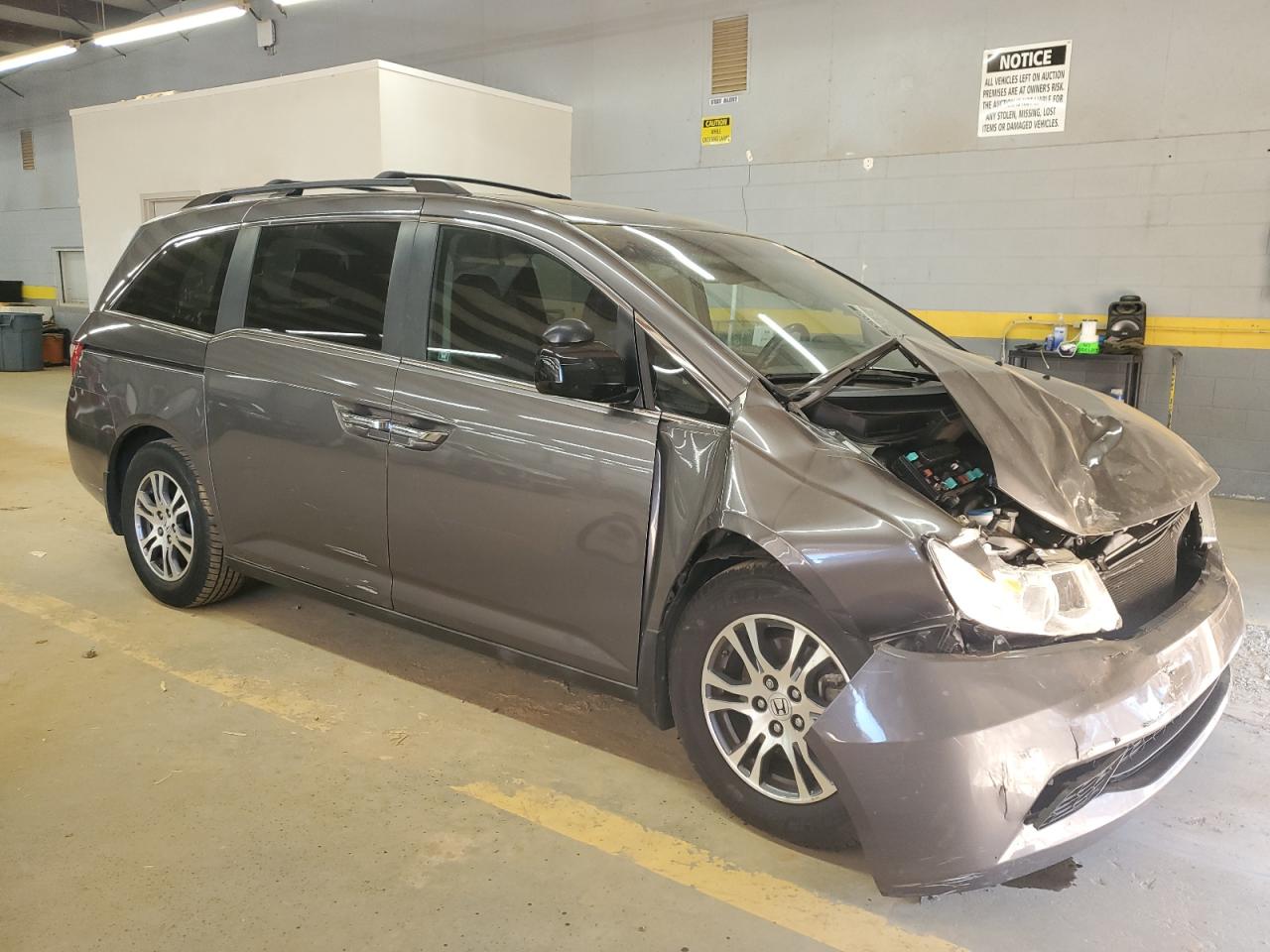 2011 Honda Odyssey - Image 4
