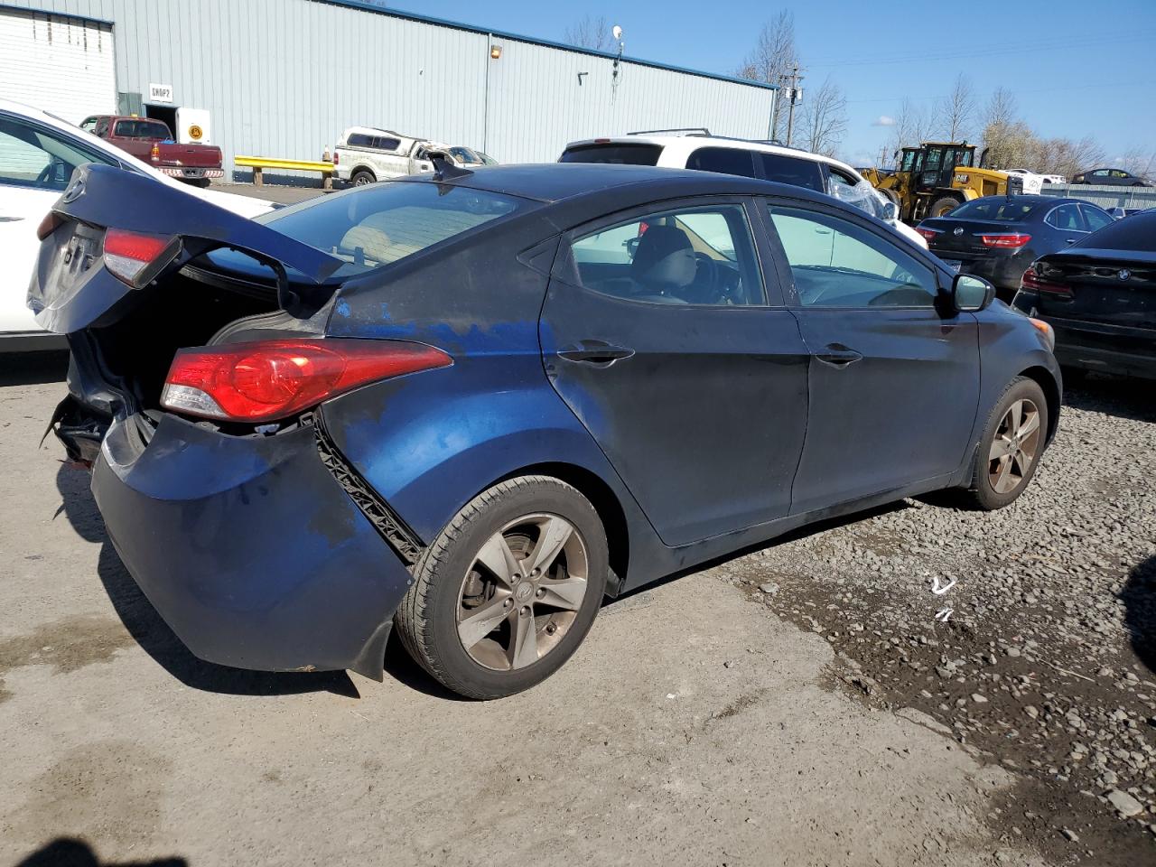 2013 Hyundai Elantra - Image 3