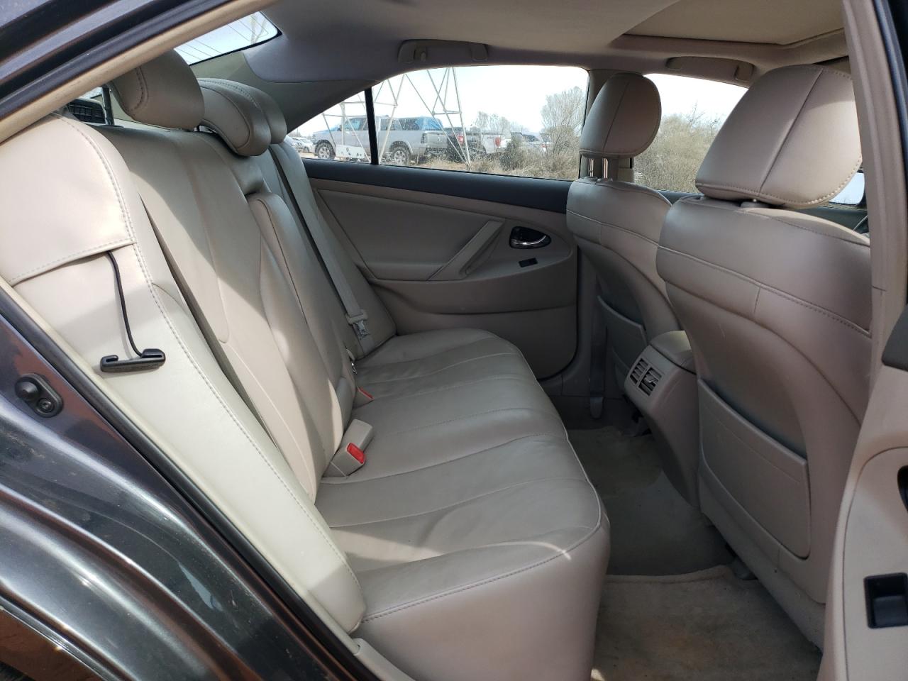2008 Toyota Camry - Image 10