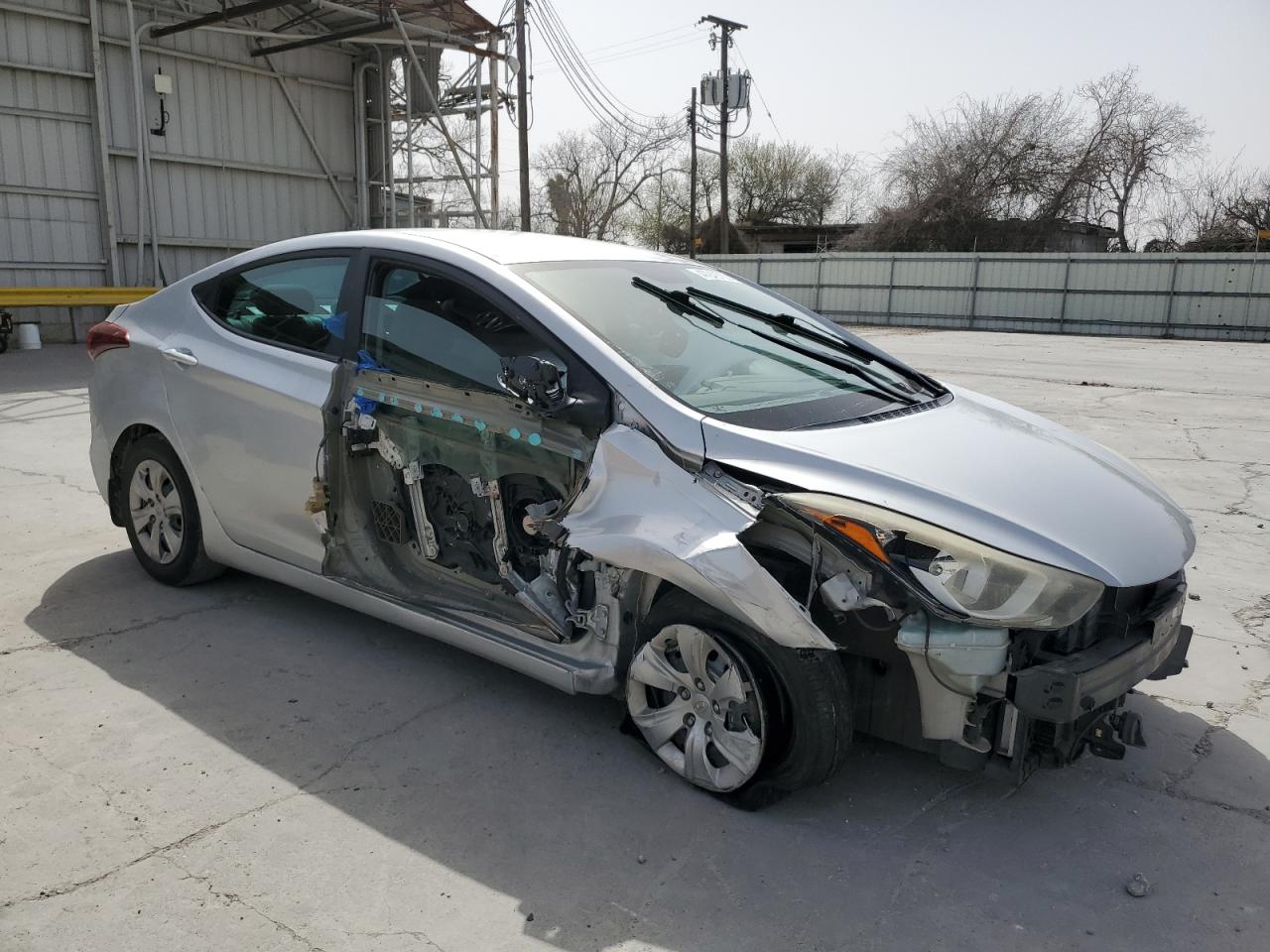 2016 Hyundai Elantra - Image 4