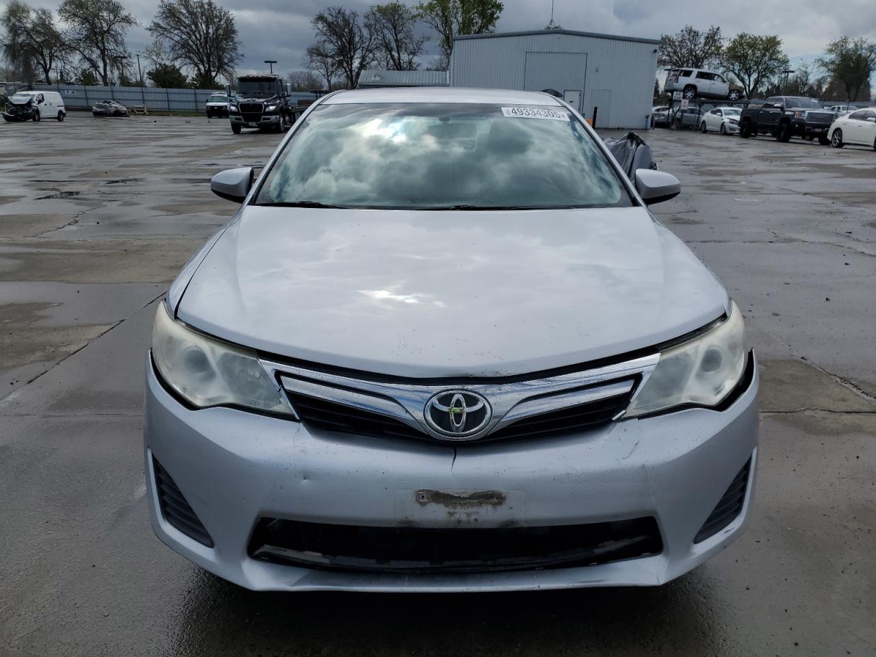 2014 Toyota Camry - Image 5