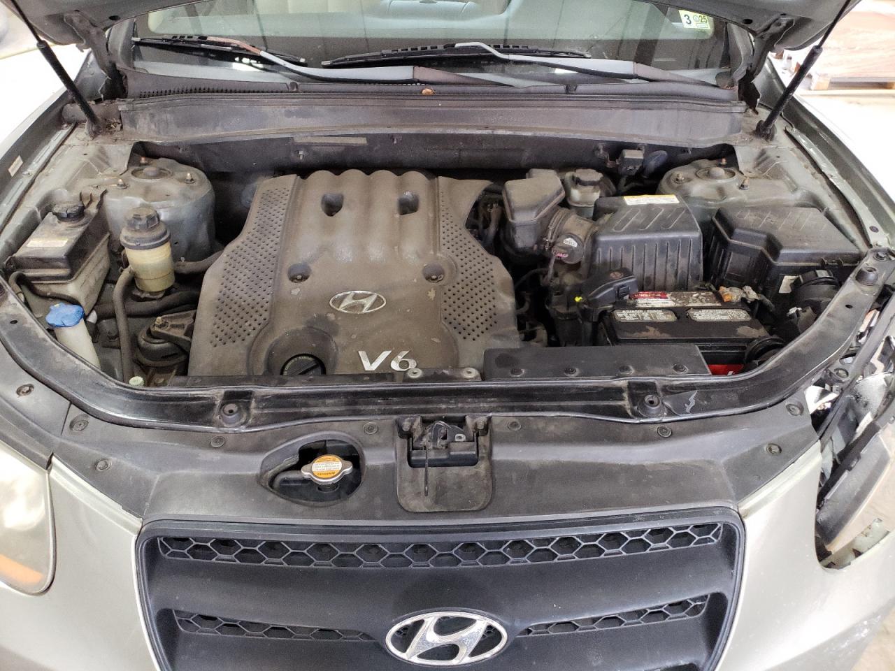 2008 Hyundai Santa Fe - Image 13