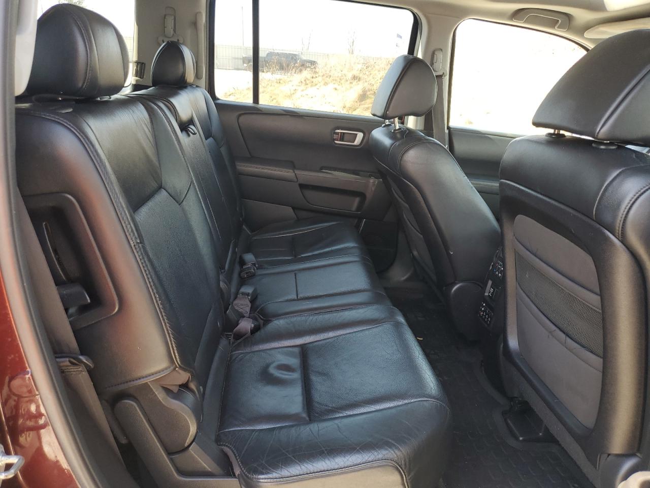 2010 Honda Pilot - Image 11