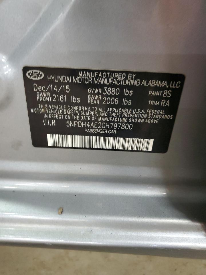 2016 Hyundai Elantra - Image 12