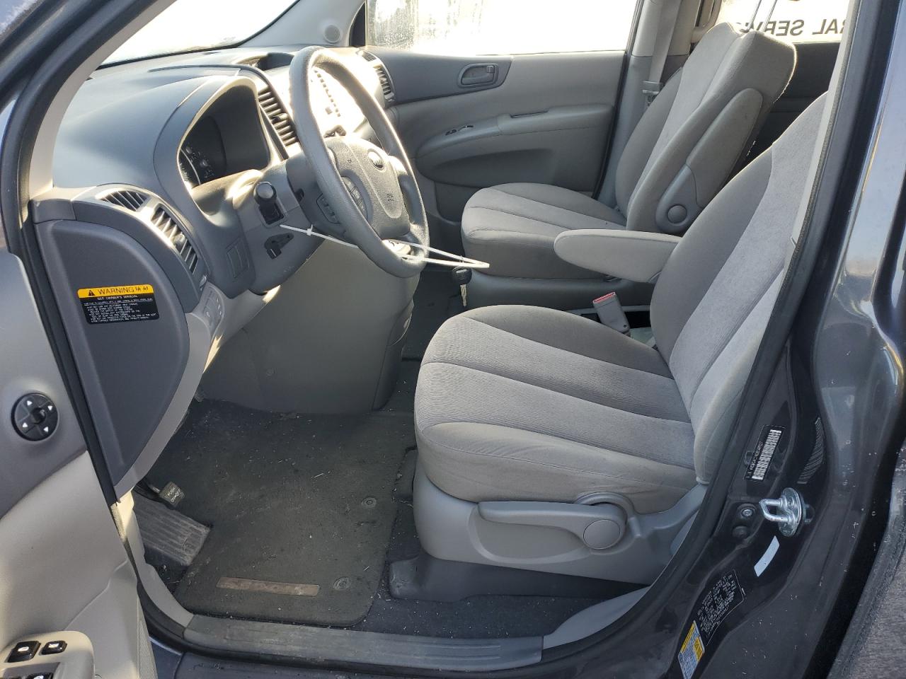 2014 Kia Sedona - Image 7