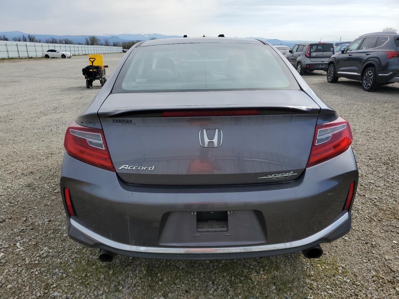 2016 Honda Accord - Image 6
