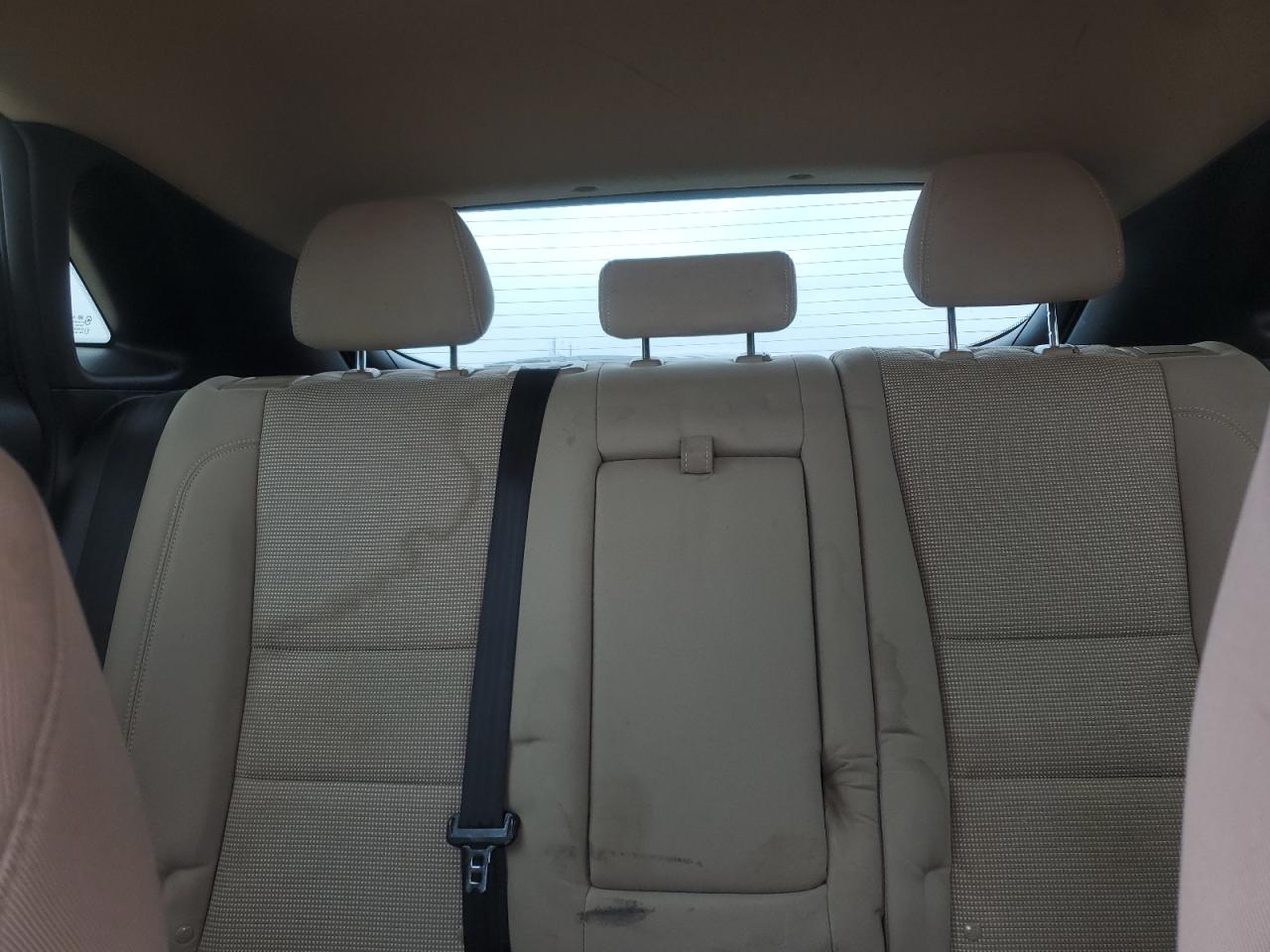 2013 Hyundai Elantra - Image 10