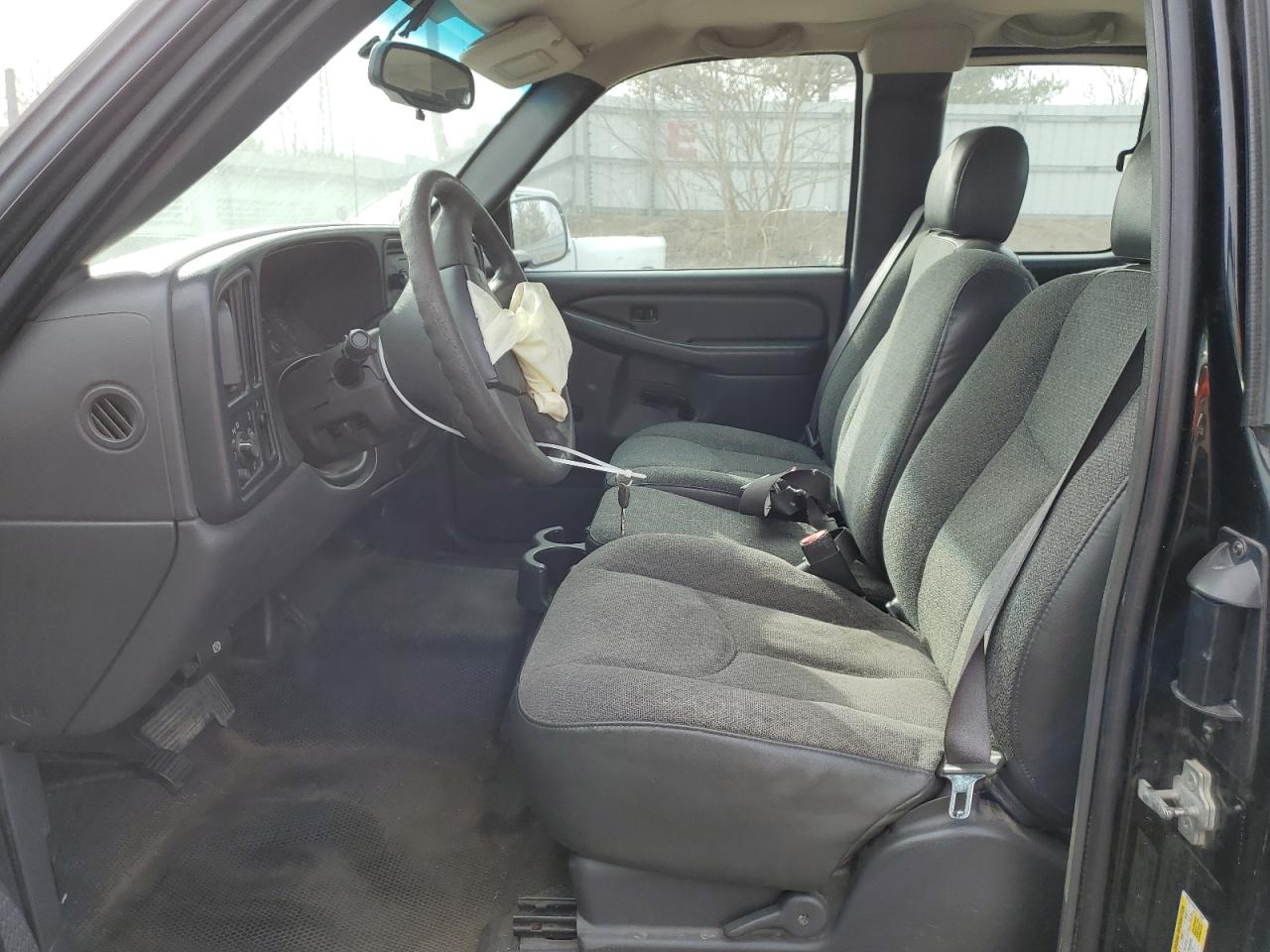 2007 Chevrolet Silverado - Image 7